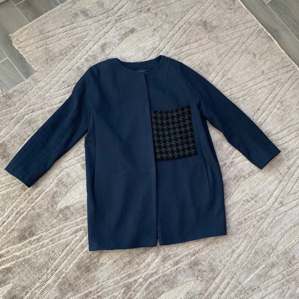 Custom made by Yaly Couture atelier 100% wool coat